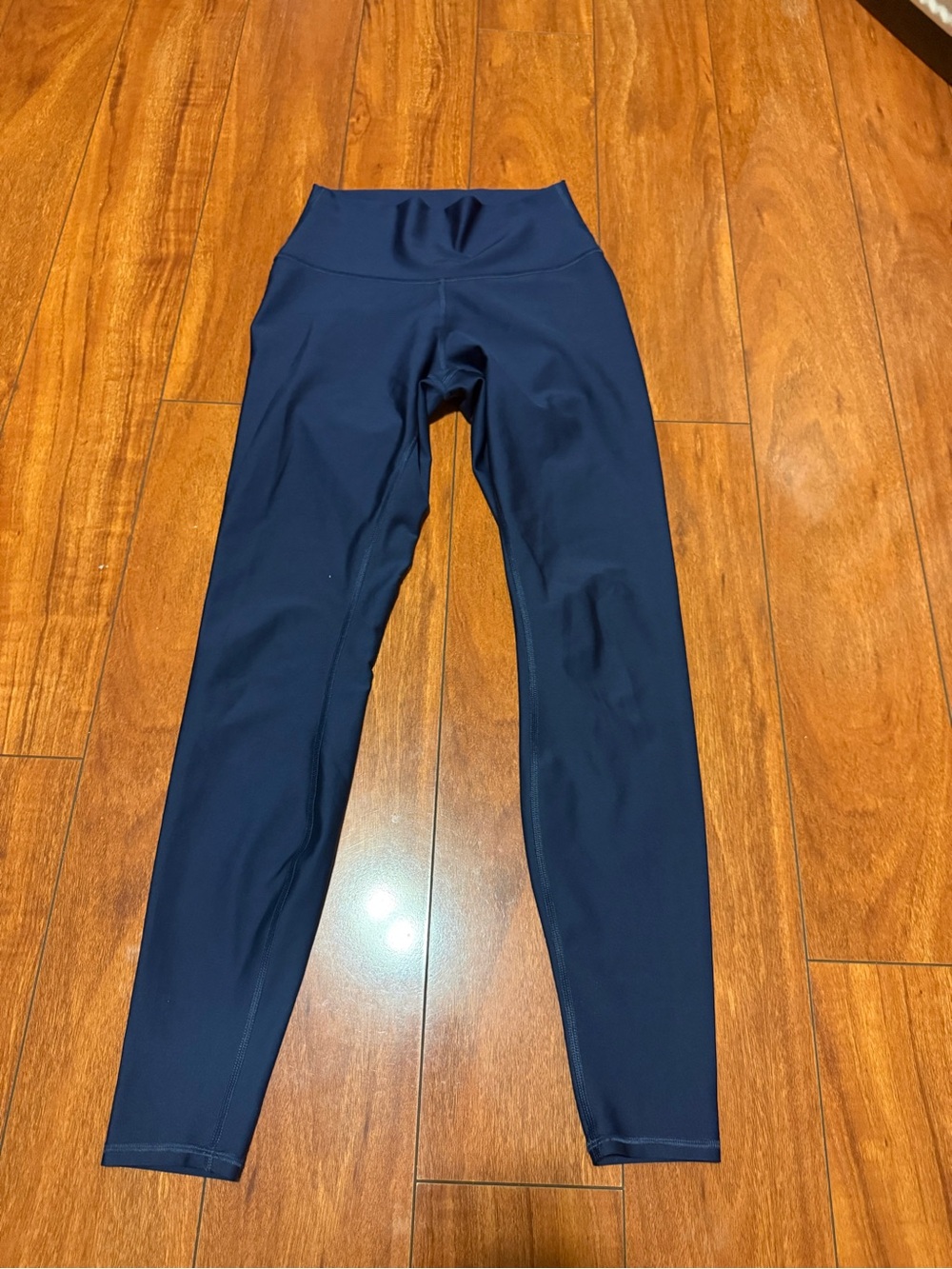 ALO yoga women’s Navy High-Waist Active Leggings